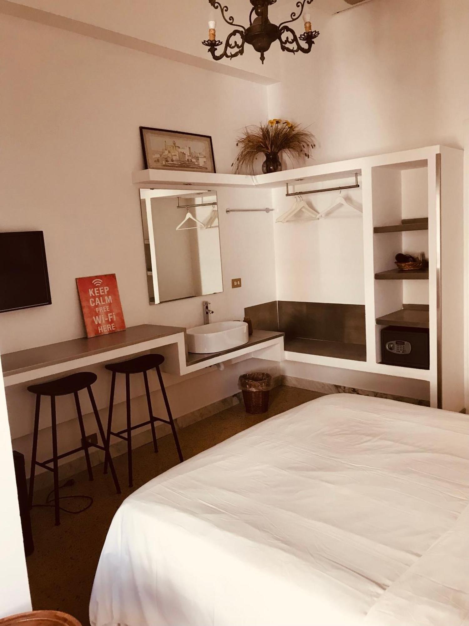 레체 Donna Franca B&B 외부 사진